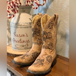 Corral Tan Rose With Cross Cowgirl Boots